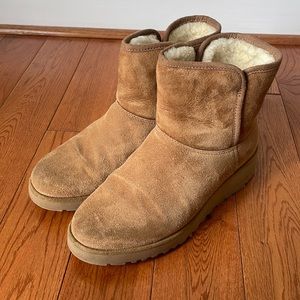 UGG Kristin Boot